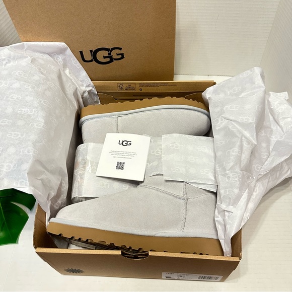 UGG Bailey Bow Retro Spot Boots Grey NEW - Picture 11 of 11